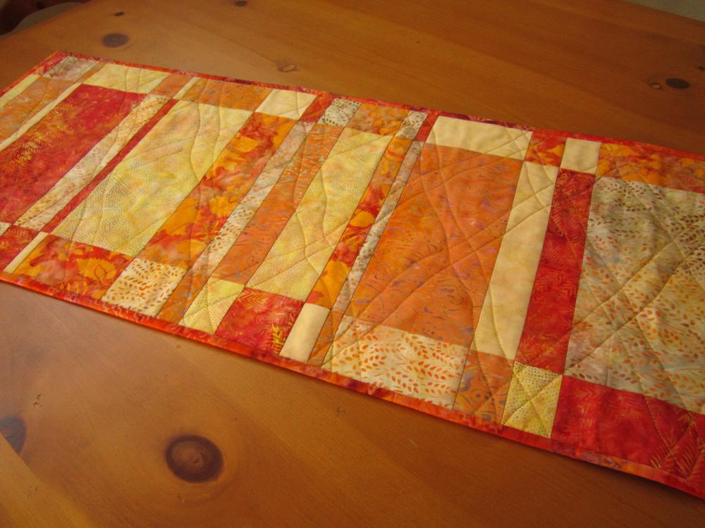 Quilted Table Runner Sunshine on Luulla