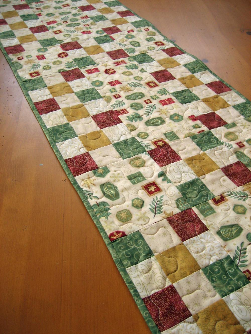 Table Runner Christmas Celebration On Luulla